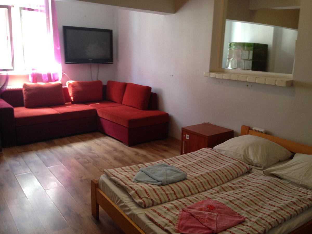 Frolic Goats Hostel Poznan Dış mekan fotoğraf